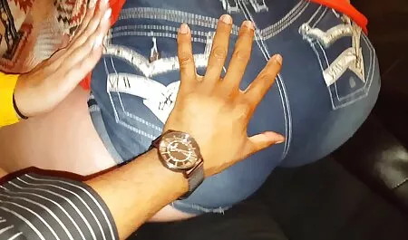Mia Austin è completamente distrutta da un vecchie baldracche cazzo