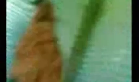 Kylie Rogue no vecchie troie brasiliane 2 con vergogna sessuale sul viso (2016)