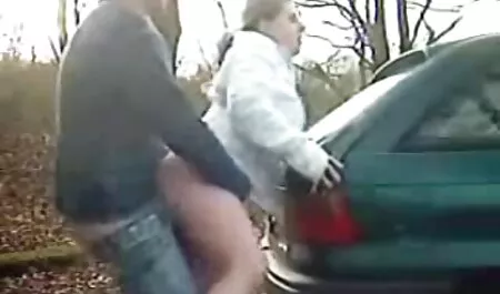 Gettato vecchie mature porche in giro come una bambola di pezza