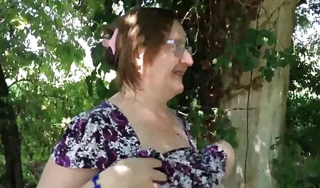 Troppo caldo per reggere. vecchie troie sborrate
