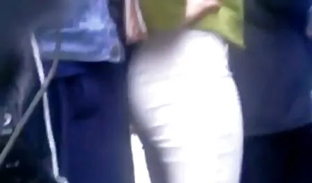 Ragazza video di vecchie troie carina con figa affamata, Pinky adora le schiacciate e gli orgasmi