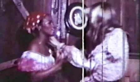 Metallo Bondage succhiare le vecchie troie formazione
