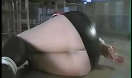 Chiedimi del video di vecchie troie dolore.